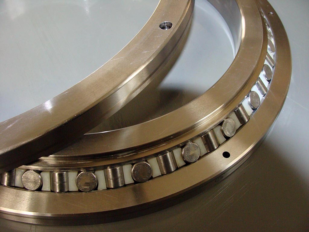 cross roller bearing